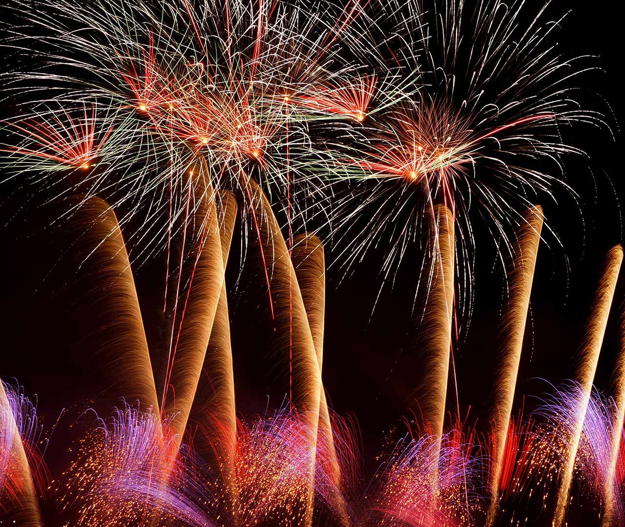 Quebec Fireworks Bing Wallpaper Download