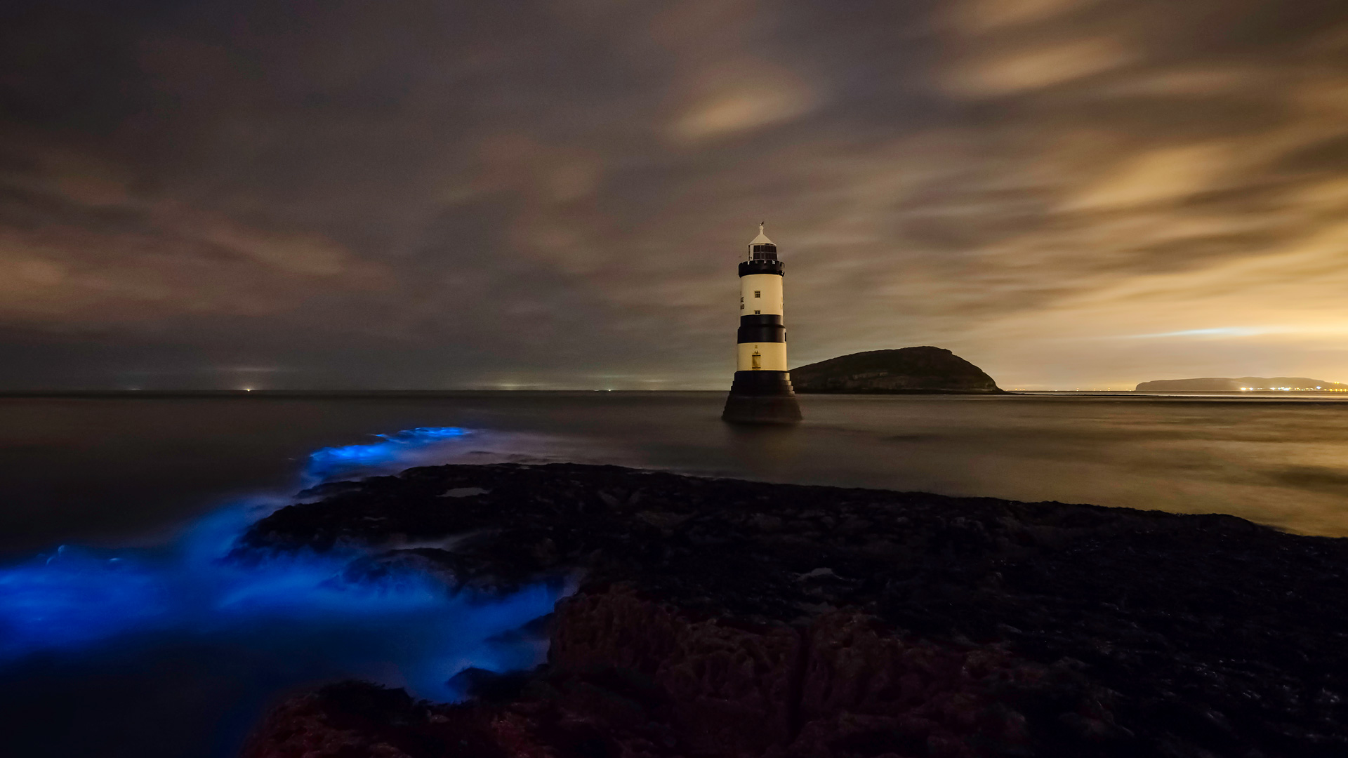 Trwyn Du Lighthouse