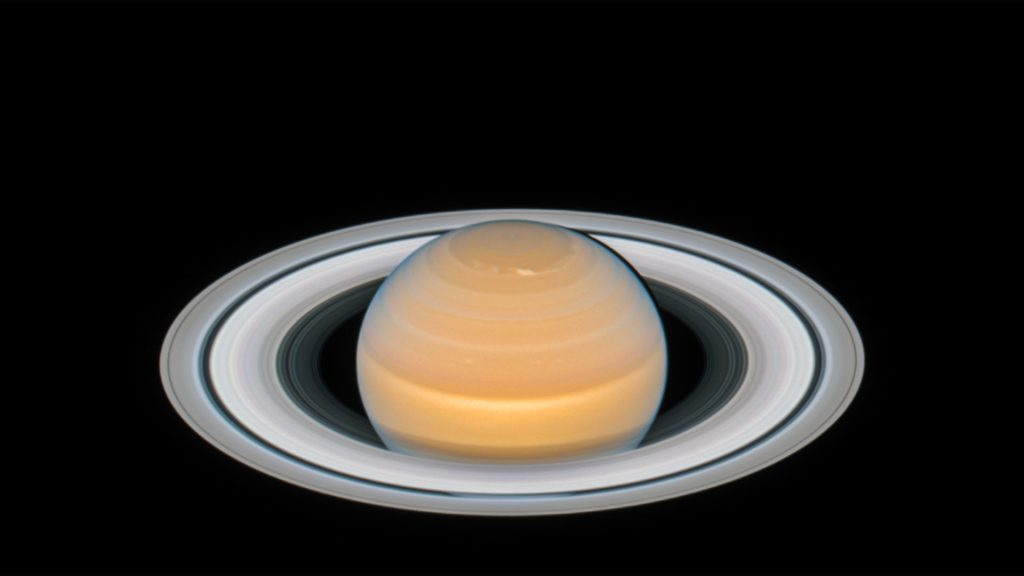 Hubble Saturn
