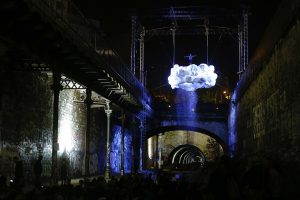 Nuit Blanche Acrobat Paris