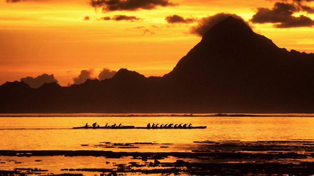 Tahiti Canoes