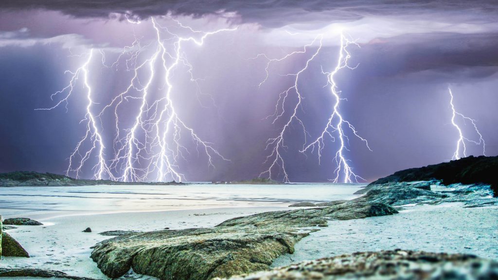 Lightning Near Perth