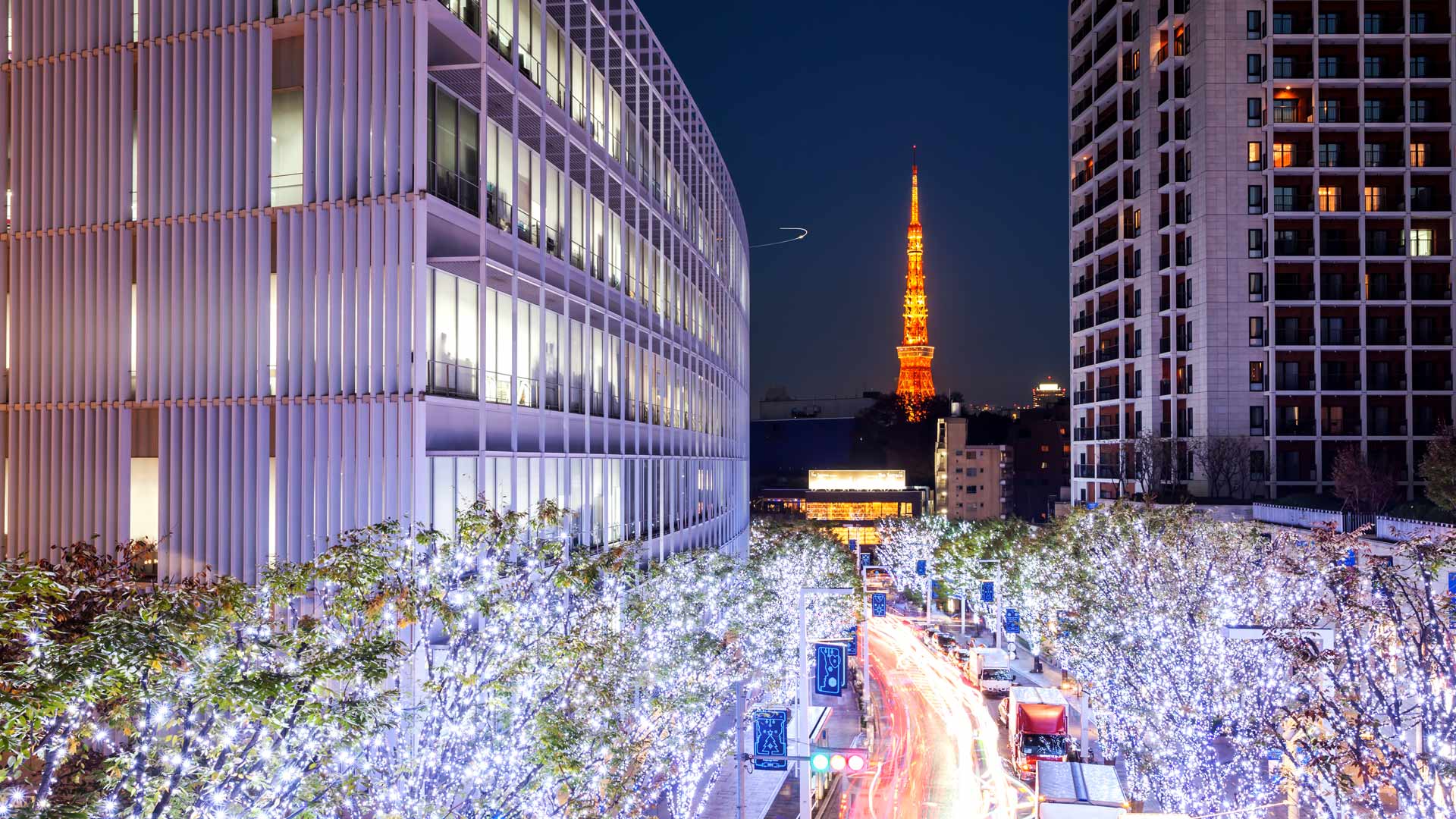 Tokyo Light – Bing Wallpaper Download