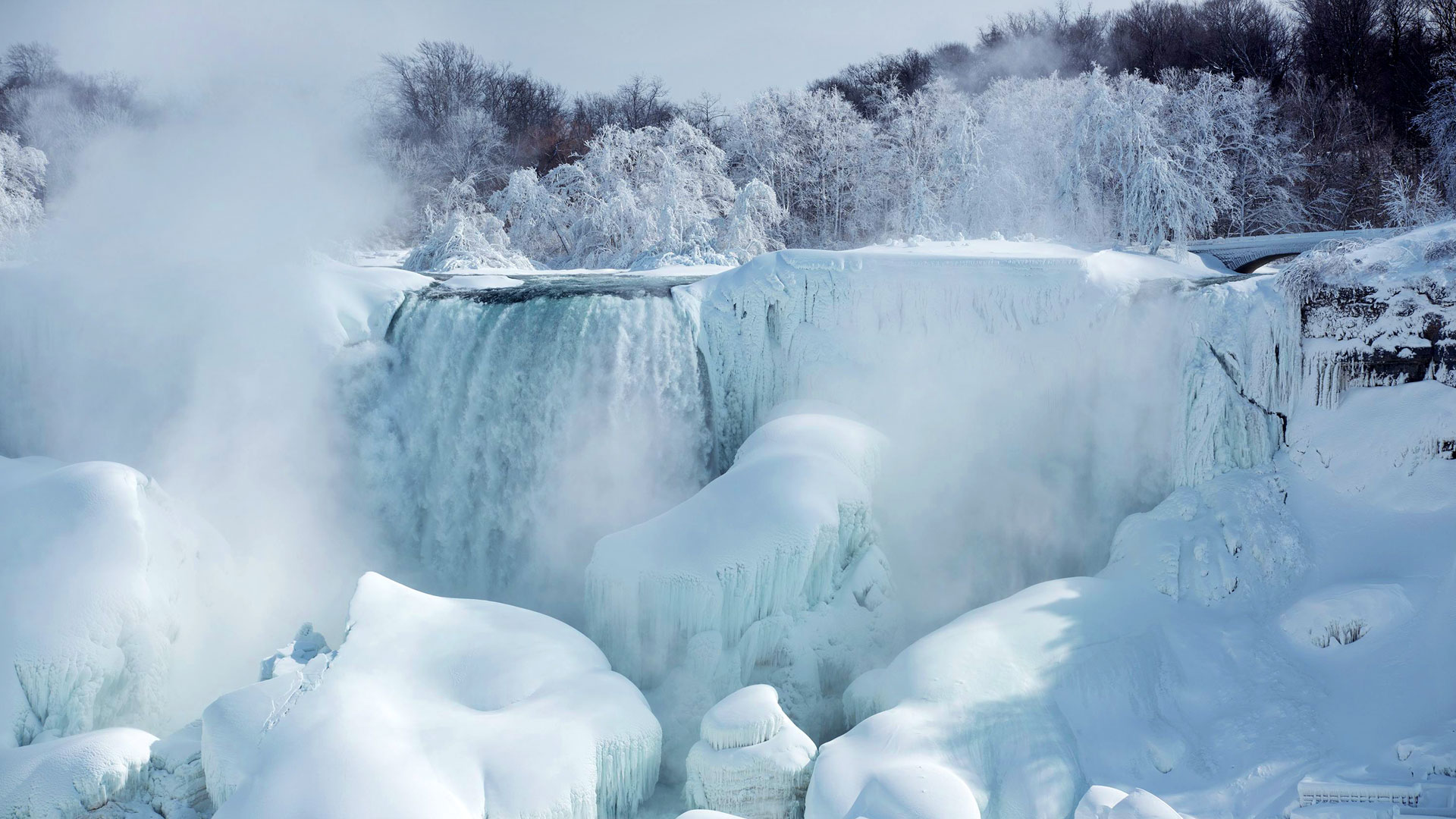 Niagara Falls Frozen