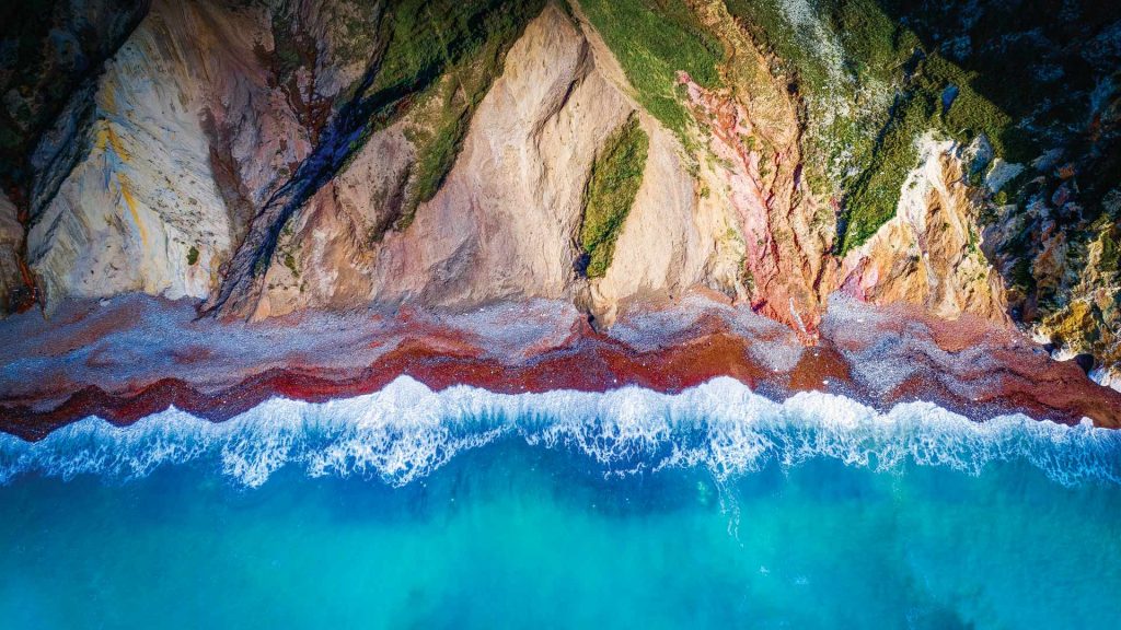 Alum Bay – Bing Wallpaper Download