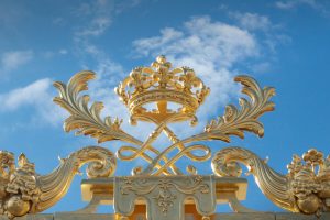 Golden Crown Versailles