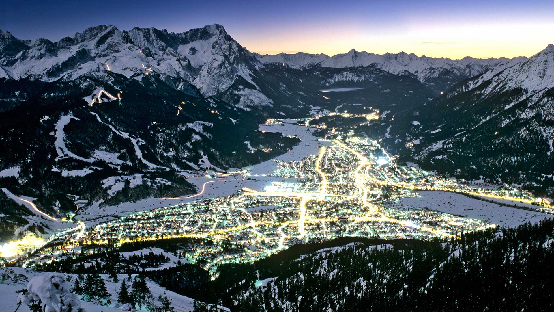 Garmisch Partenkirchen Night