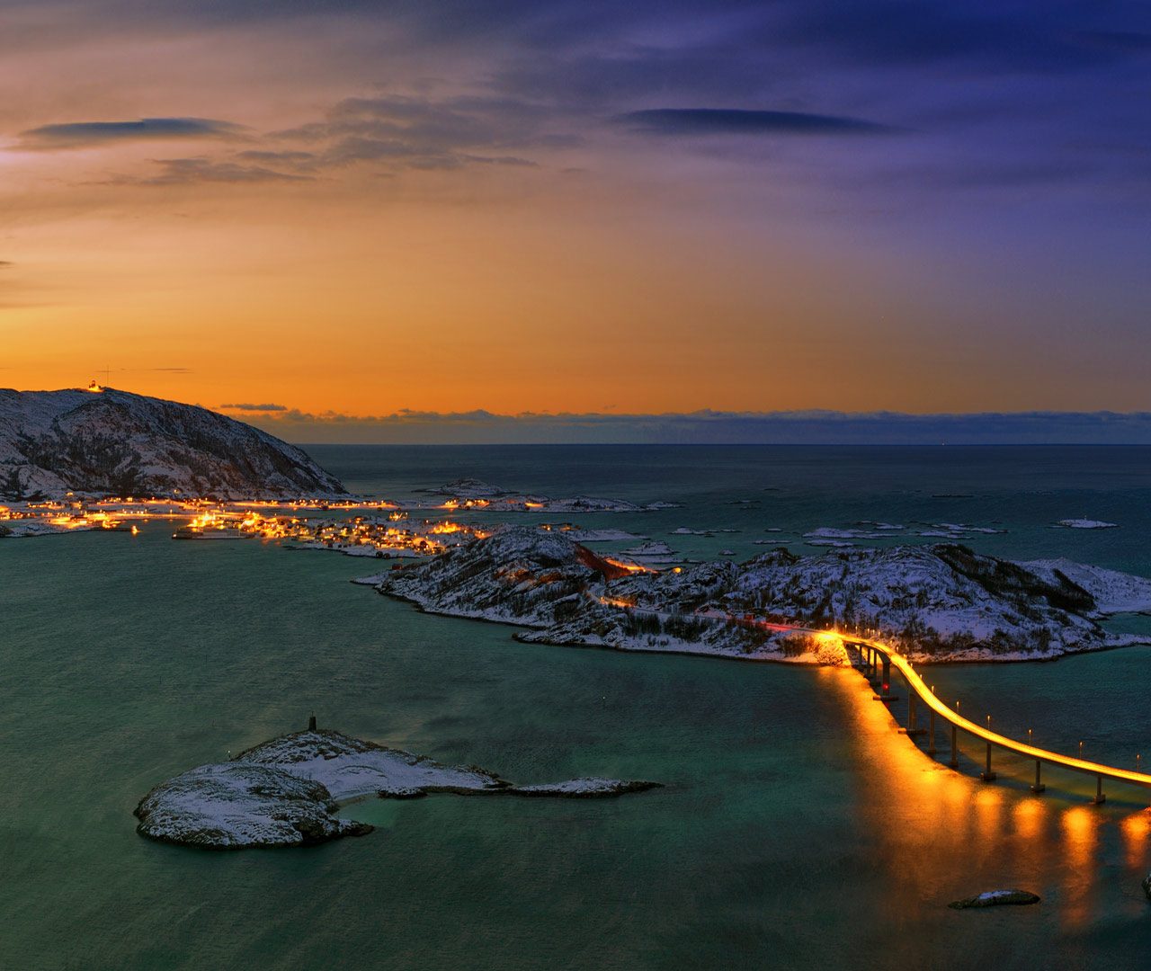 Norway Illuminated – Bing Wallpaper Download