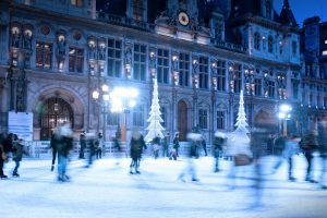 Skating Paris City Hall