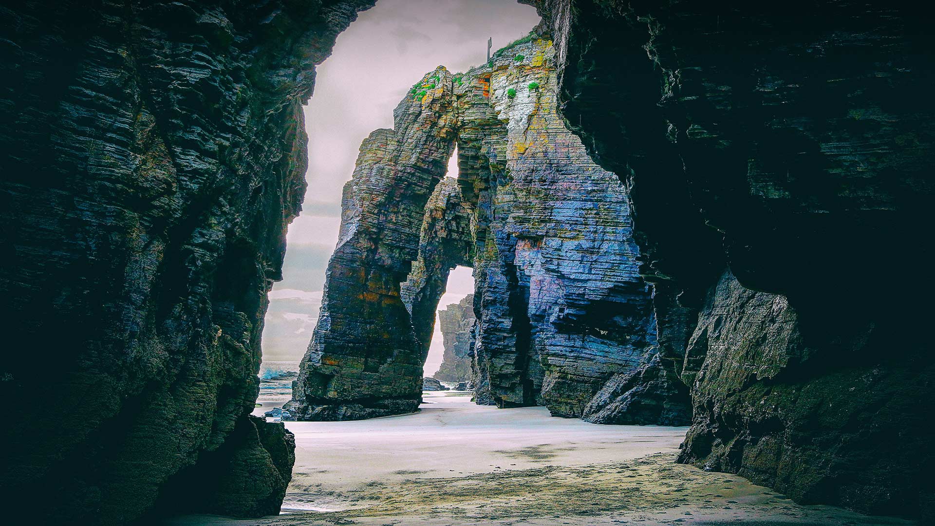 Las Catedrales Beach