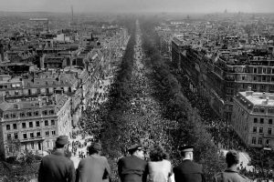 Champs VE Day