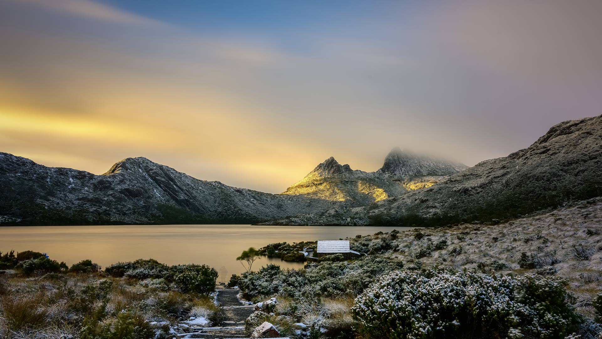 Dove Lake Tasmania