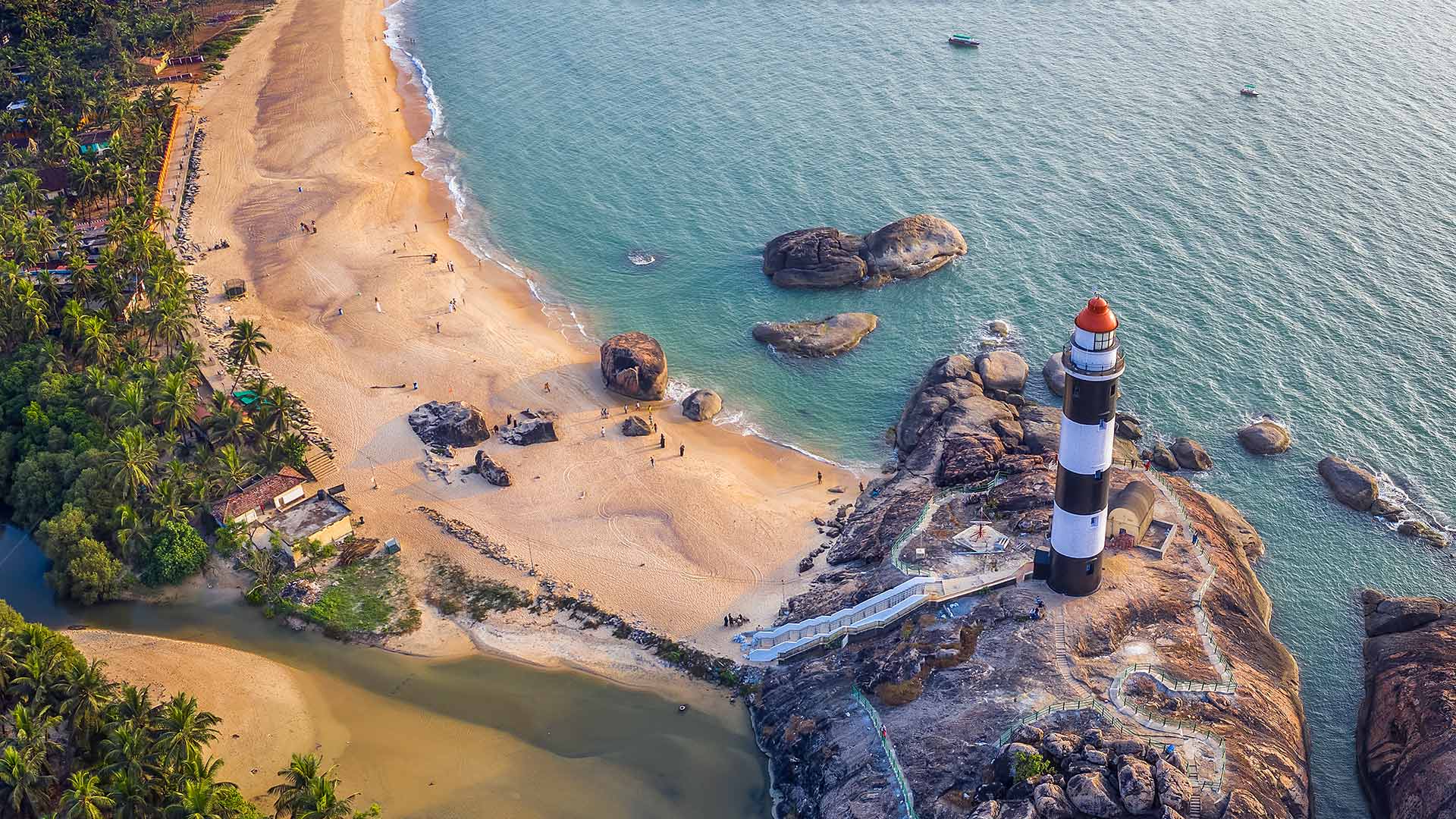 Kapu Lighthouse