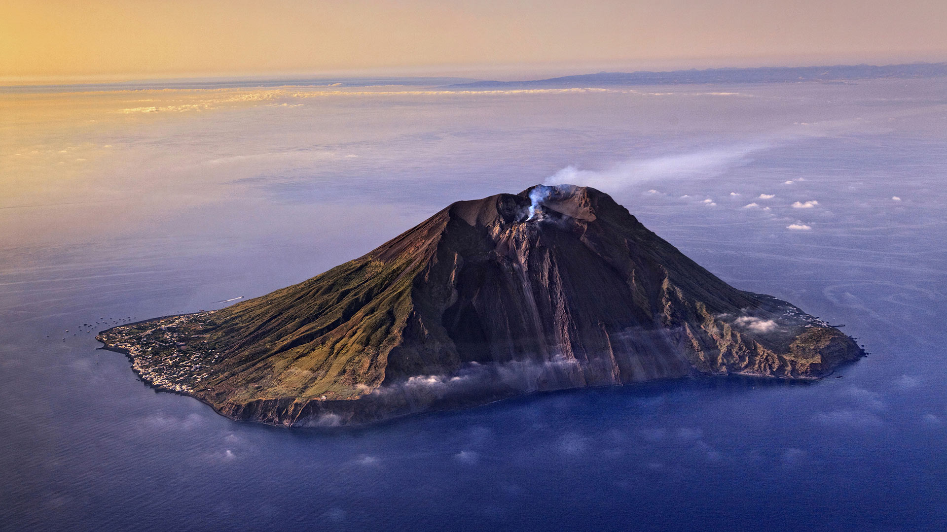 Sicily Stromboli