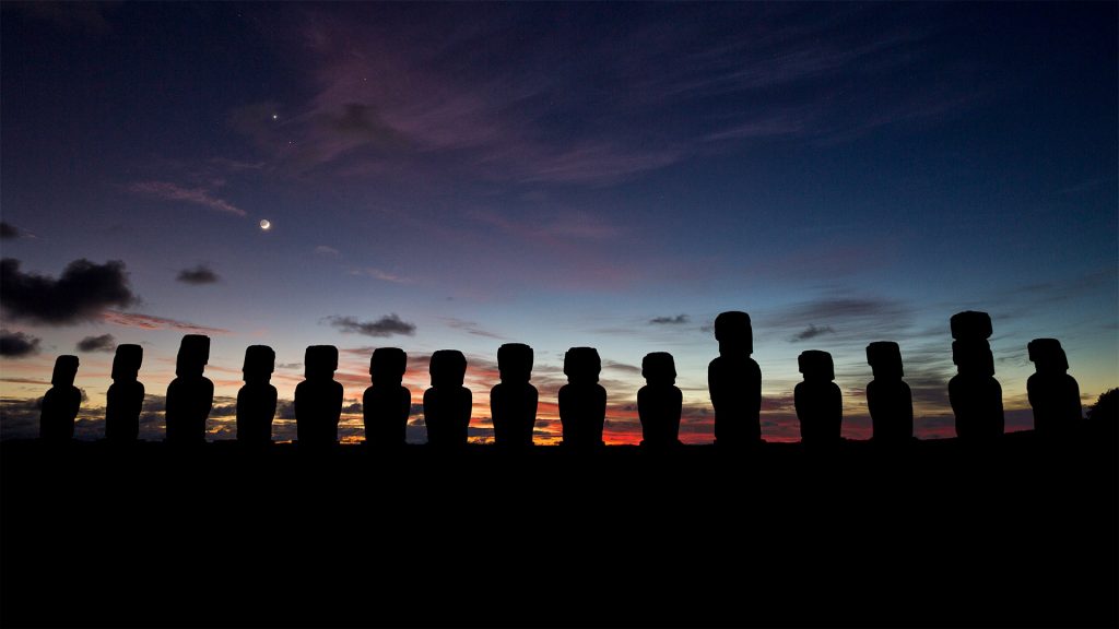 Sunrise Moai