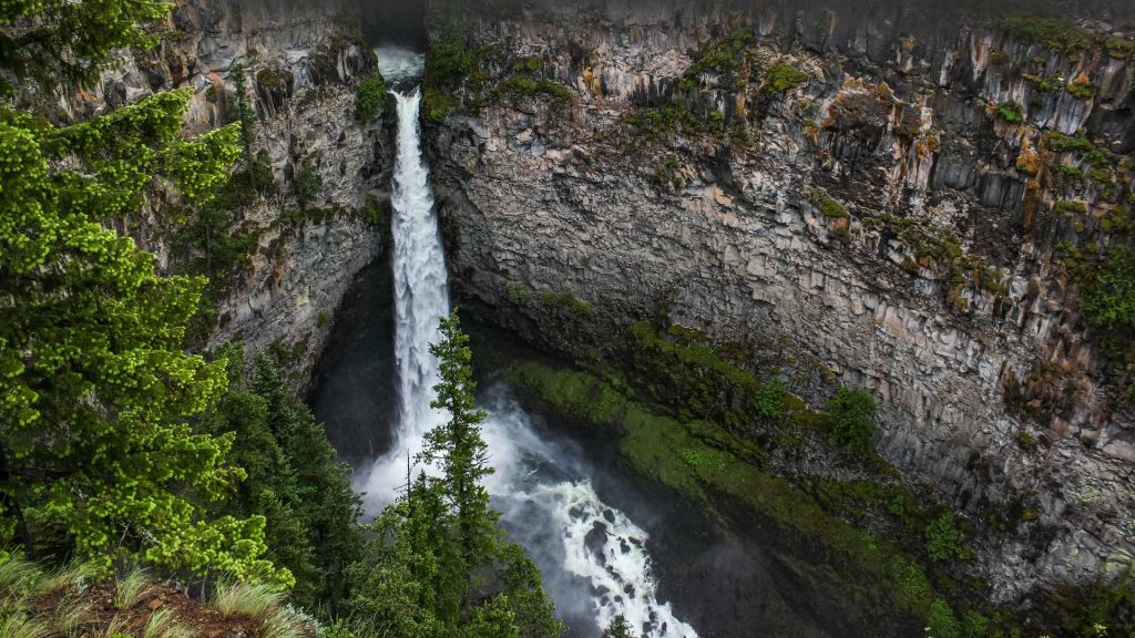 Helmcken Waterfall