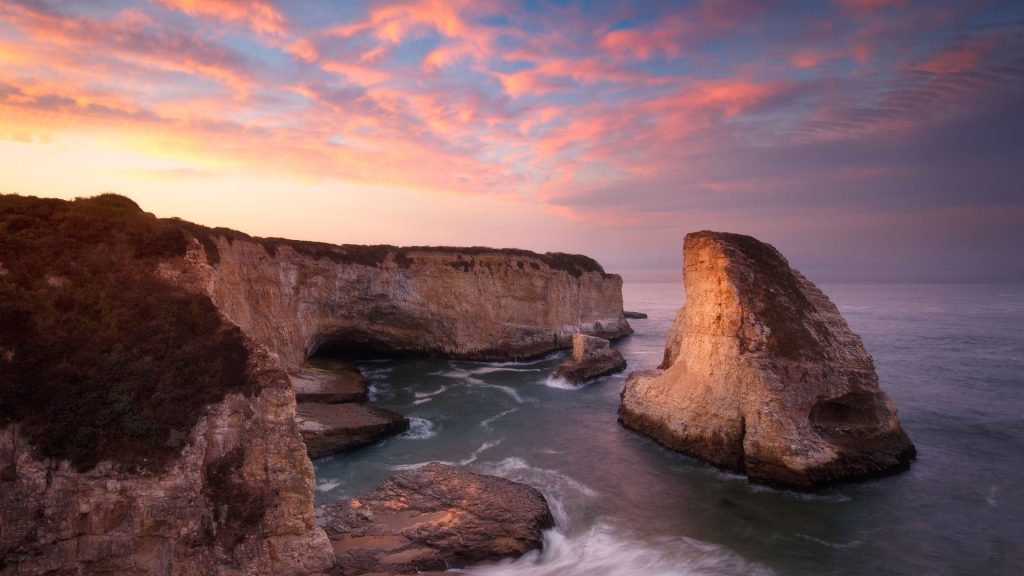 Shark Fin Cove