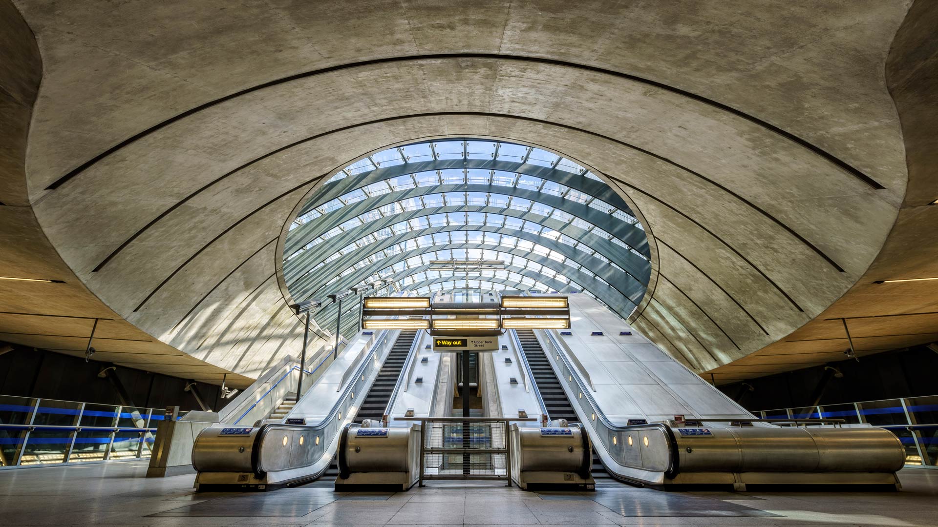 Canary Wharf Station – Bing Wallpaper Download