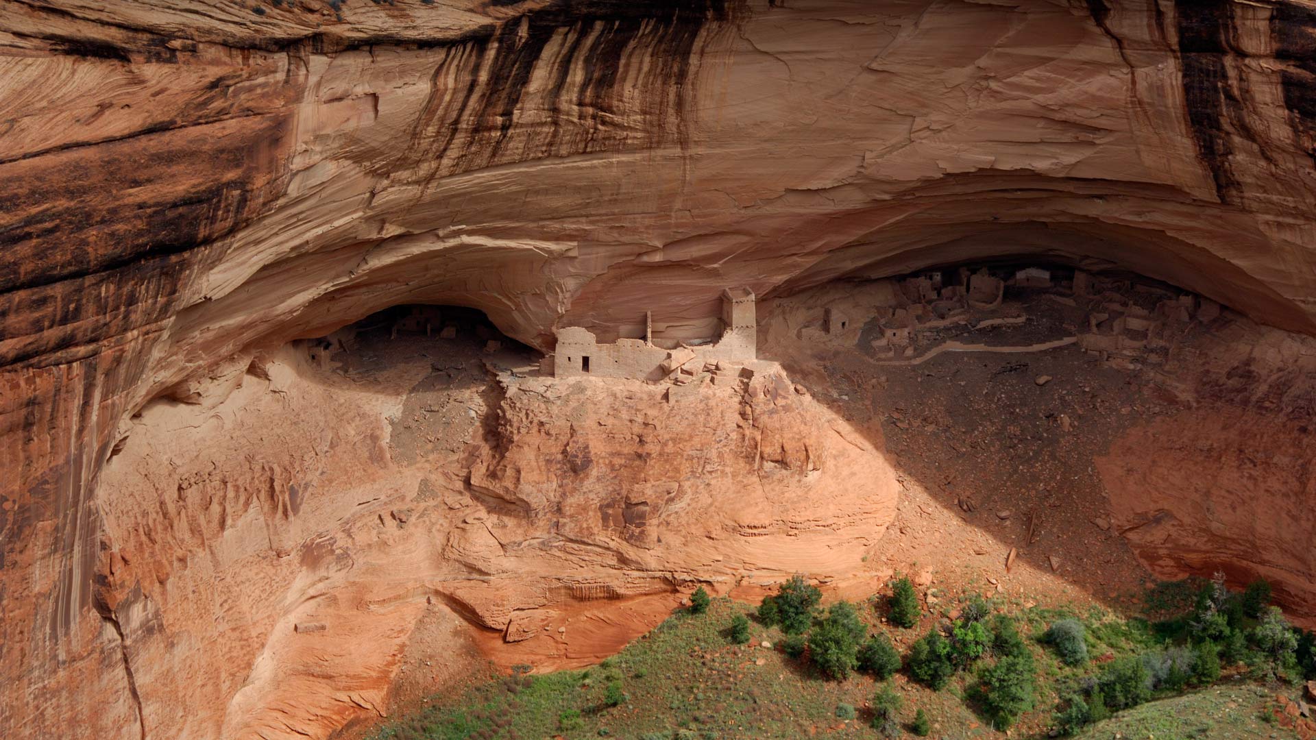 Mummy Cave Ruins