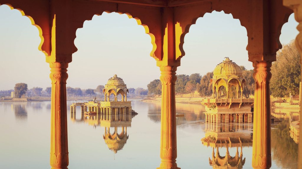 Gadisar Lake