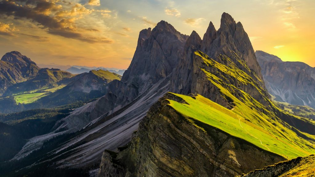 Seceda Peak