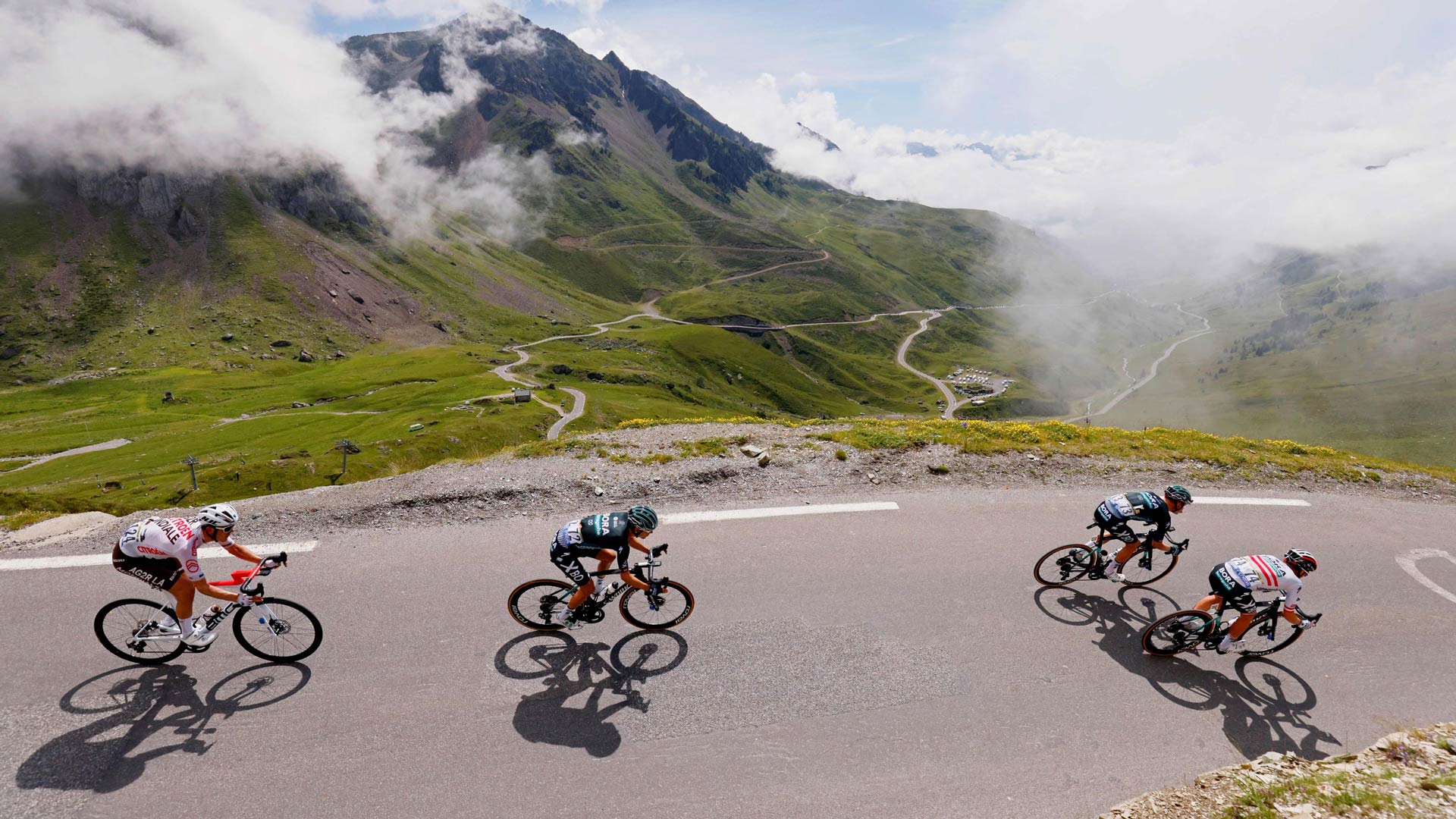 Tour Cyclists