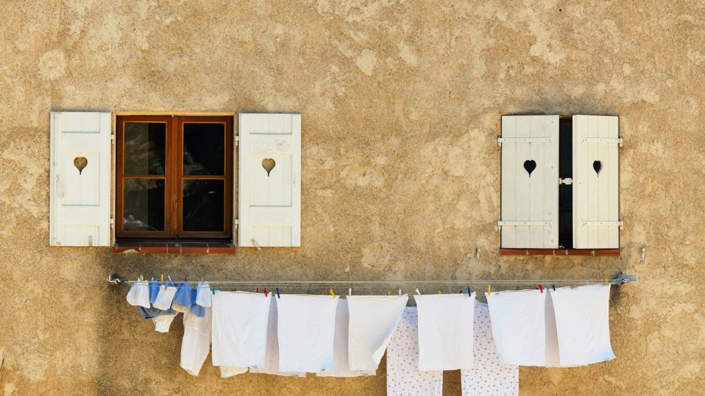 Clothes Barjols